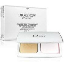 Dior Diorsnow Compact Foundation Powder .